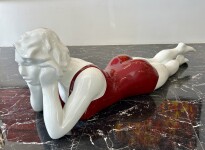 Semra Ecer - 'Süreyya Paşa Plajı Kızları' 170x48x53cm. 2024.jpg