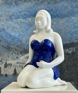 Semra Ecer - 'Süreyya Paşa Plajı Kızları, Lamia' 42x24x25cm. 2024.jpg